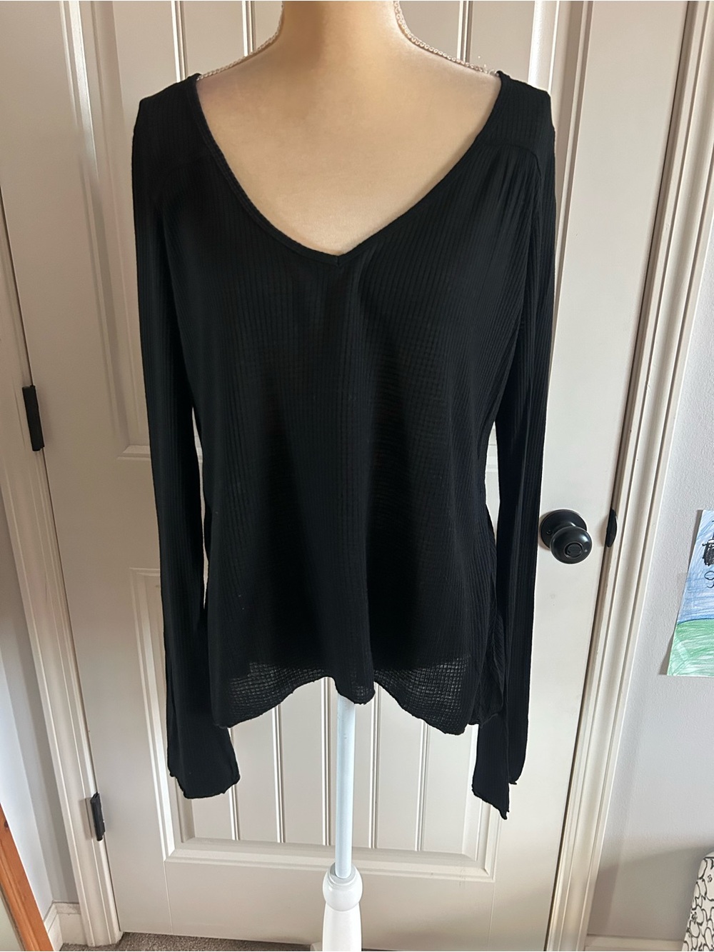 NEW Hard Tail Black V-Neck Waffle Weave Long Sleeve Top Sz L